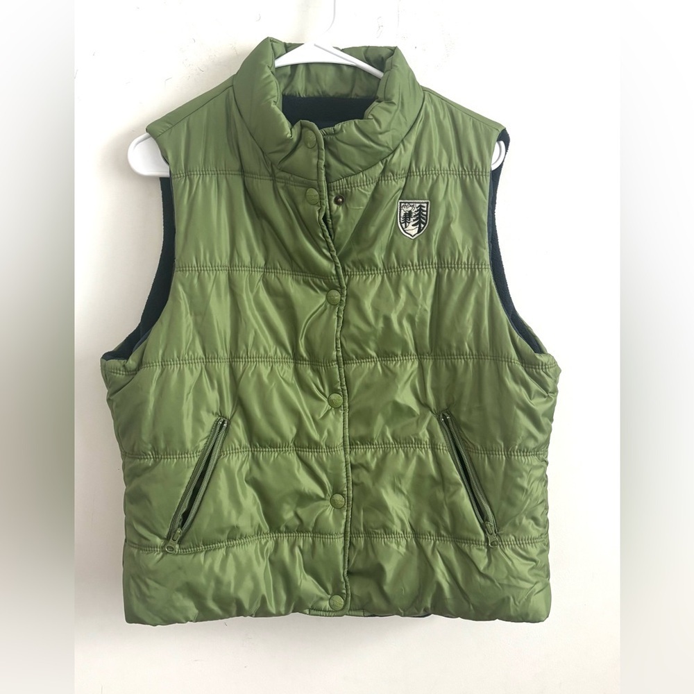 AEO Green Puffer Vest Quilted Outdoor Hiking Fall Layering Zip Pockets Jacket XL